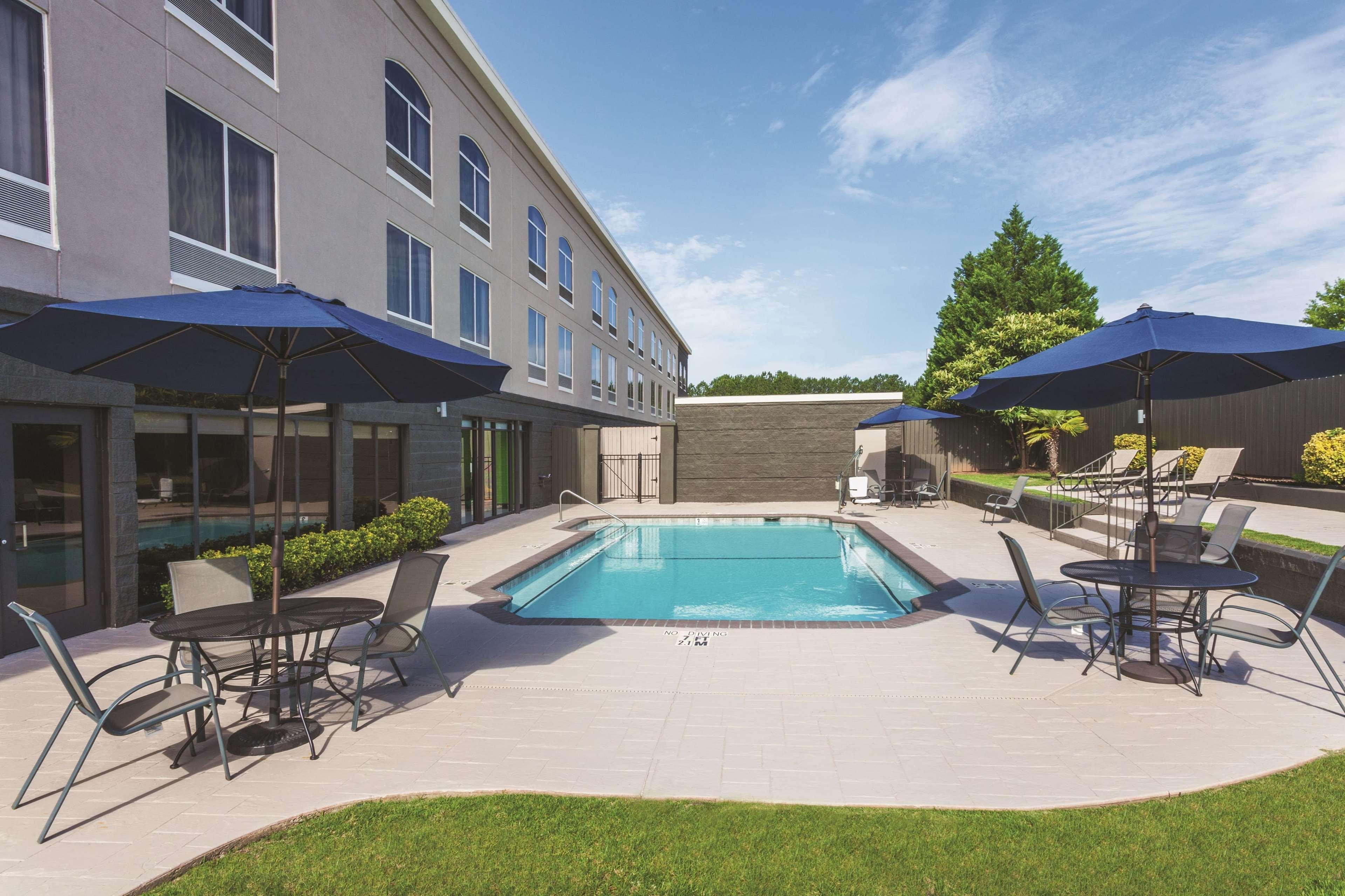 La Quinta By Wyndham Columbus North Hotell Eksteriør bilde